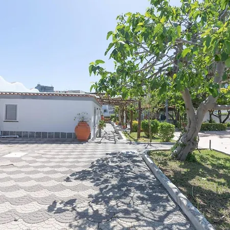 Casa vacanze House In *